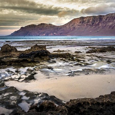 La Casita Surf Lägenhet Famara Exteriör bild